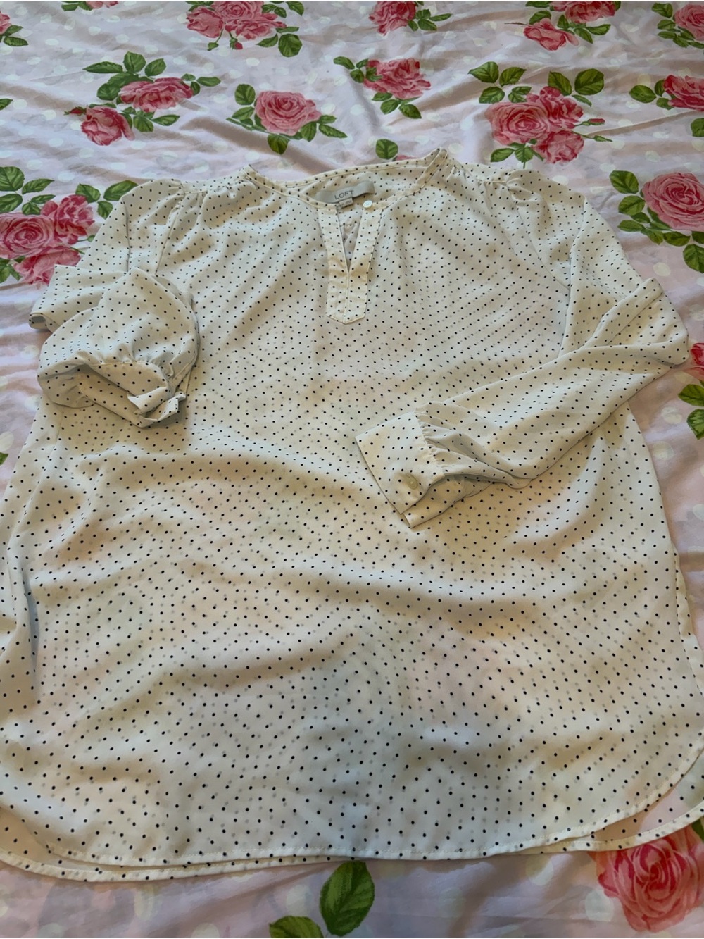 Women LoFT blouse medium size